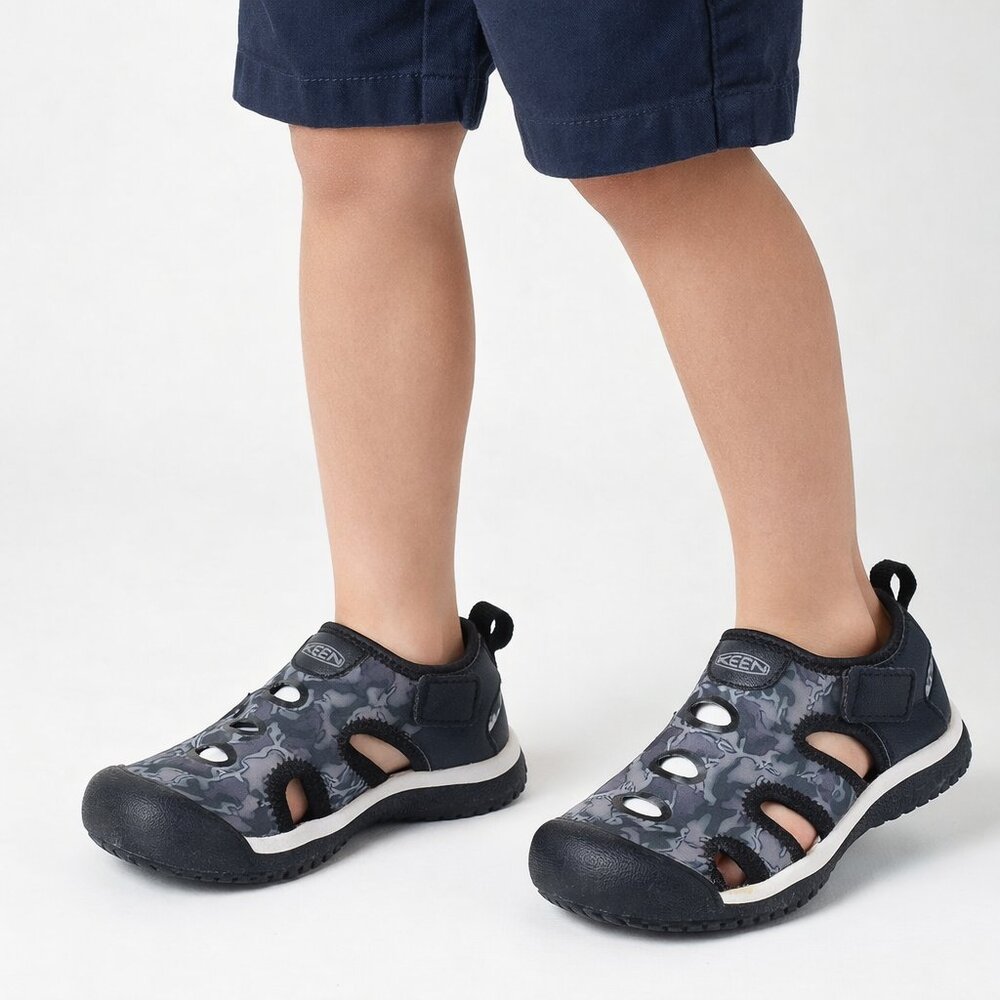 Keen Boys' Black Grey Camouflage Stingray Closed Toe Water Sandals Size US 11